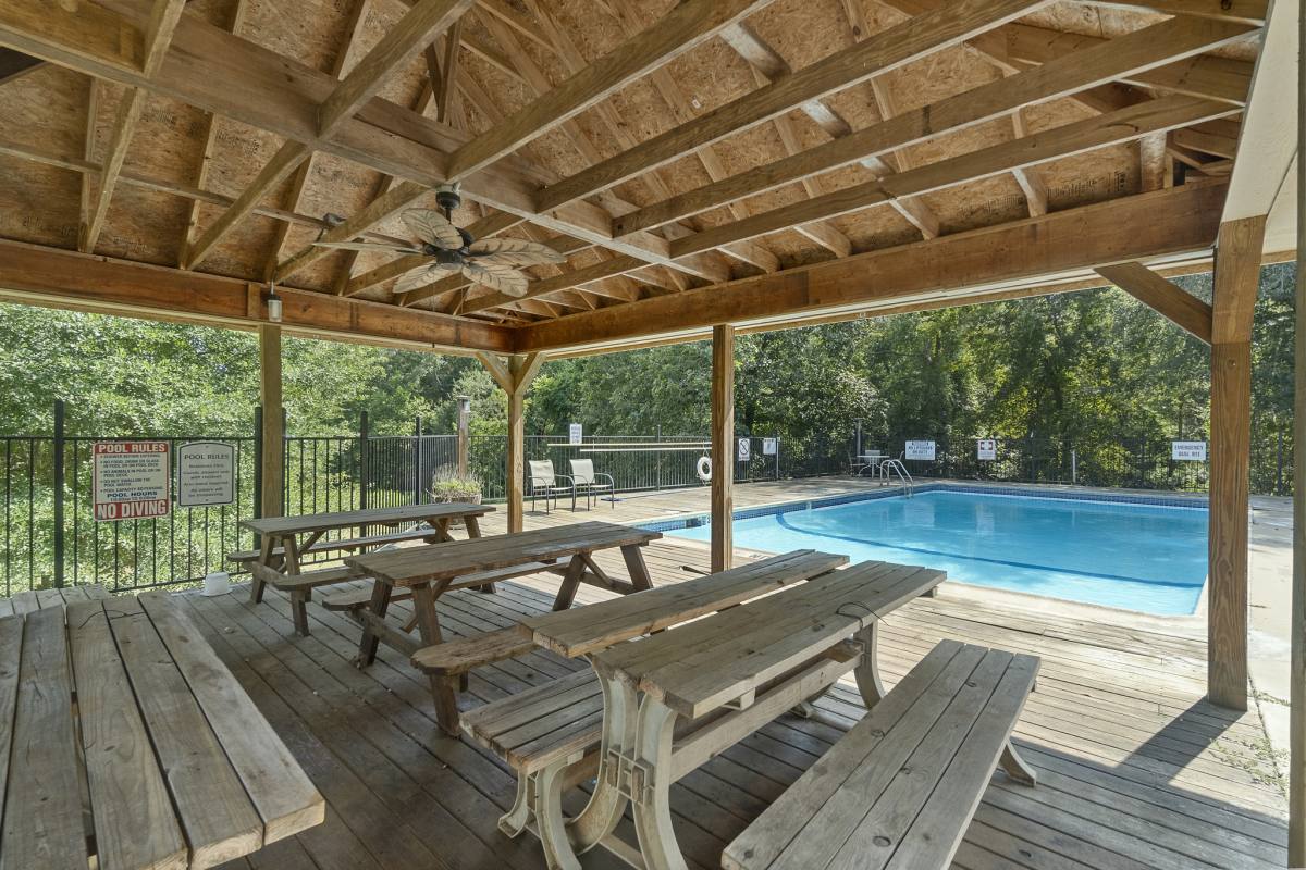 Apartment for rent at 614 Gilmer Rd, Longview, TX 75604