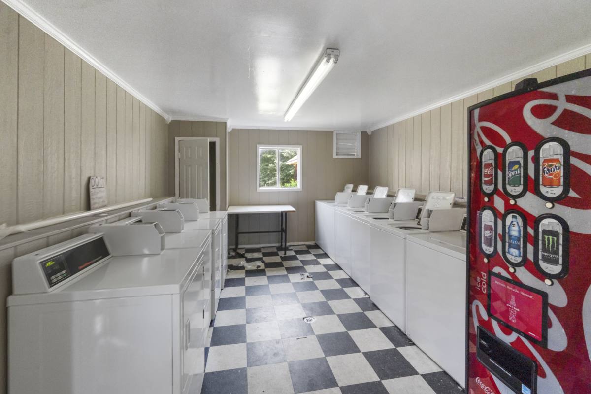 Apartment for rent at 614 Gilmer Rd, Longview, TX 75604