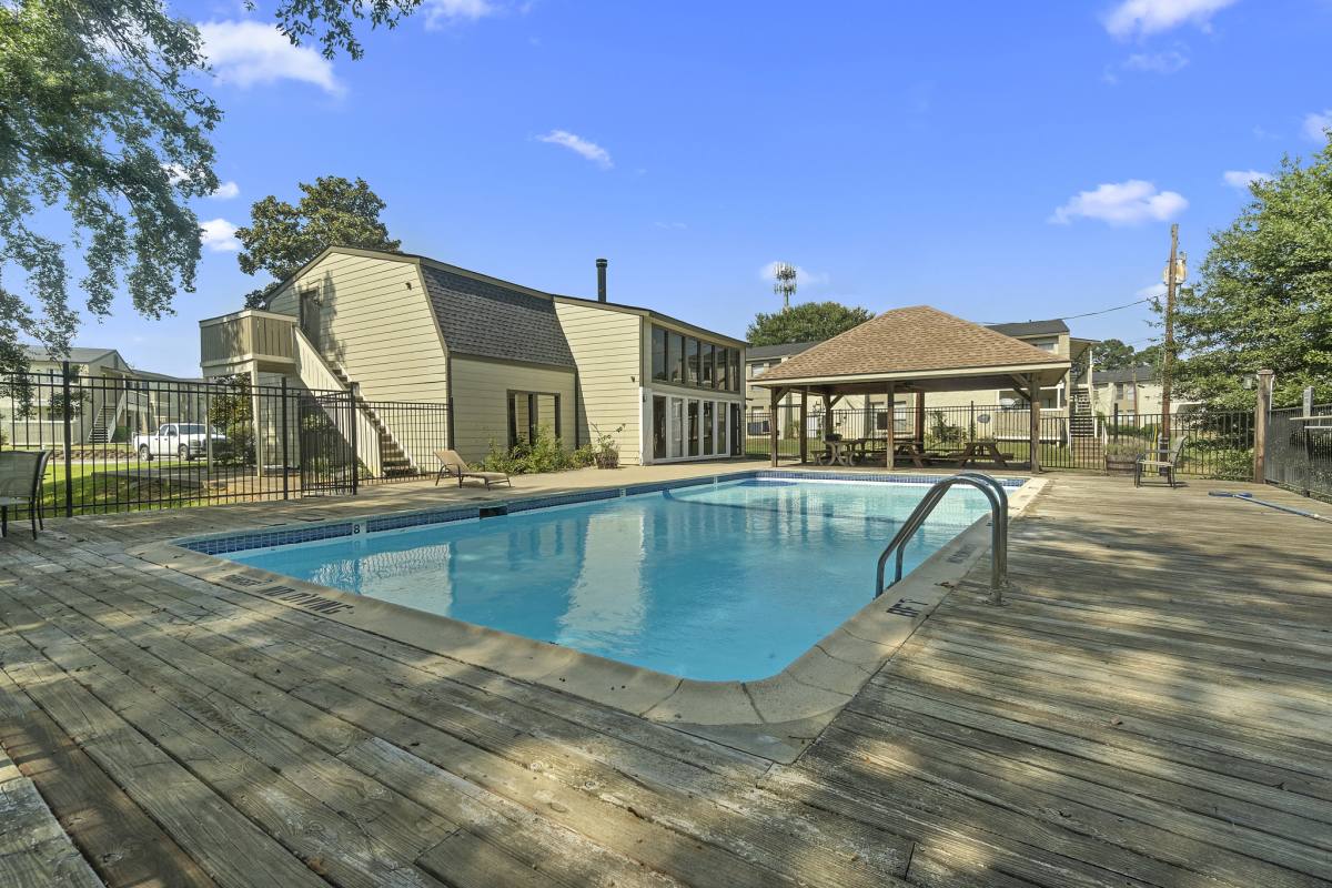 Apartment for rent at 614 Gilmer Rd, Longview, TX 75604