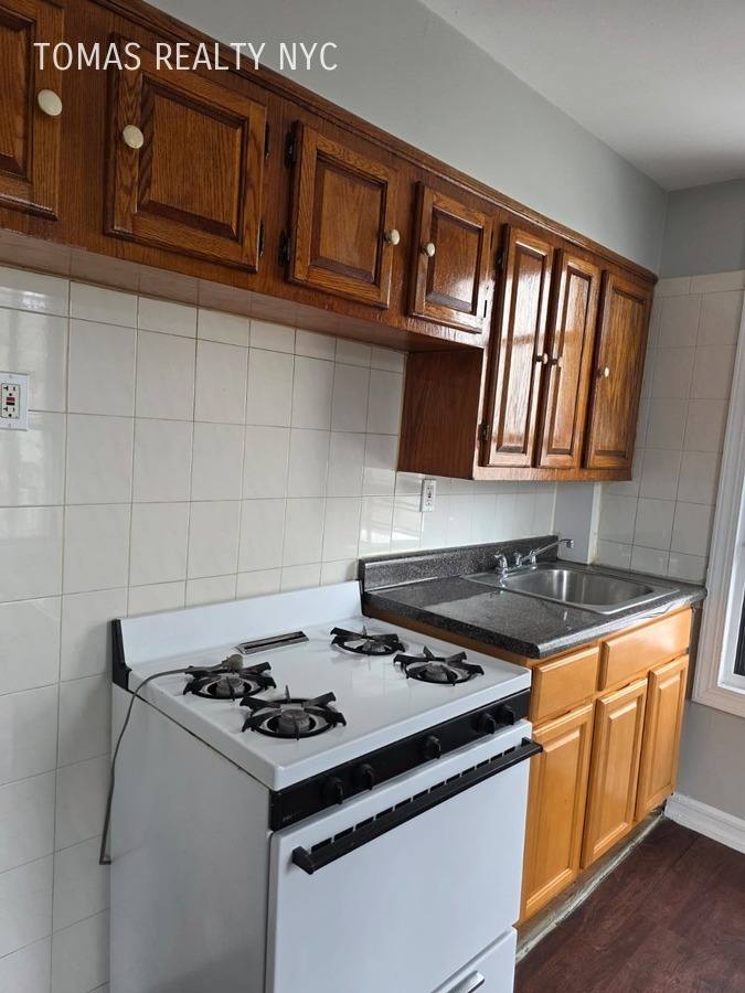 Apartment for rent at 280 Hawthorne Ave #6, Yonkers, NY 10701