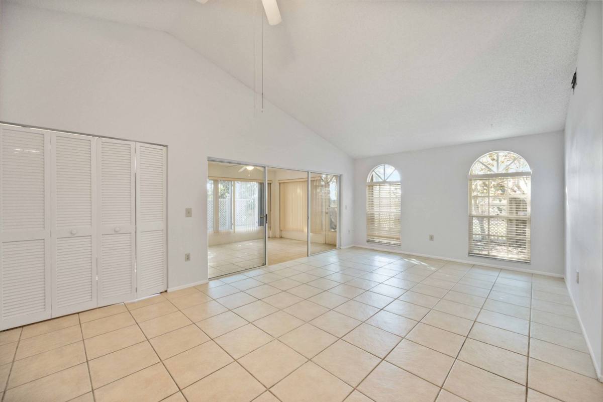 Condo for rent at 3411 57th Ave Dr W, Bradenton, FL 34210