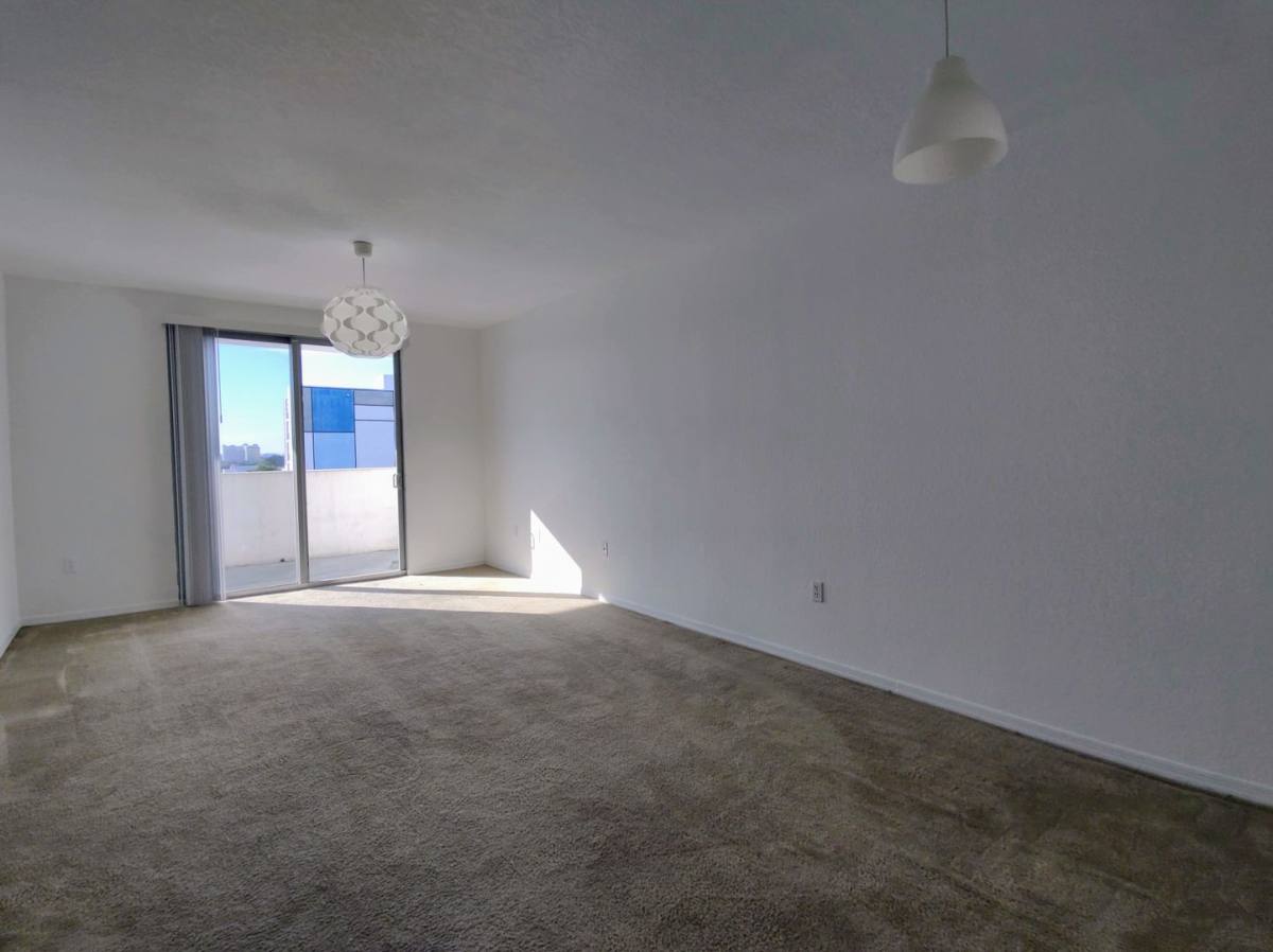 Apartment for rent at 36 NW 6 Ave, Miami, FL 33128