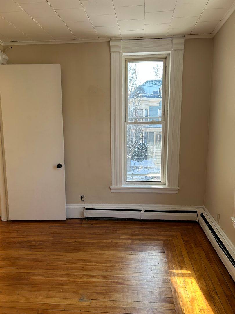 Apartment for rent at 493-497 Cumberland Ave, Portland, ME 04101