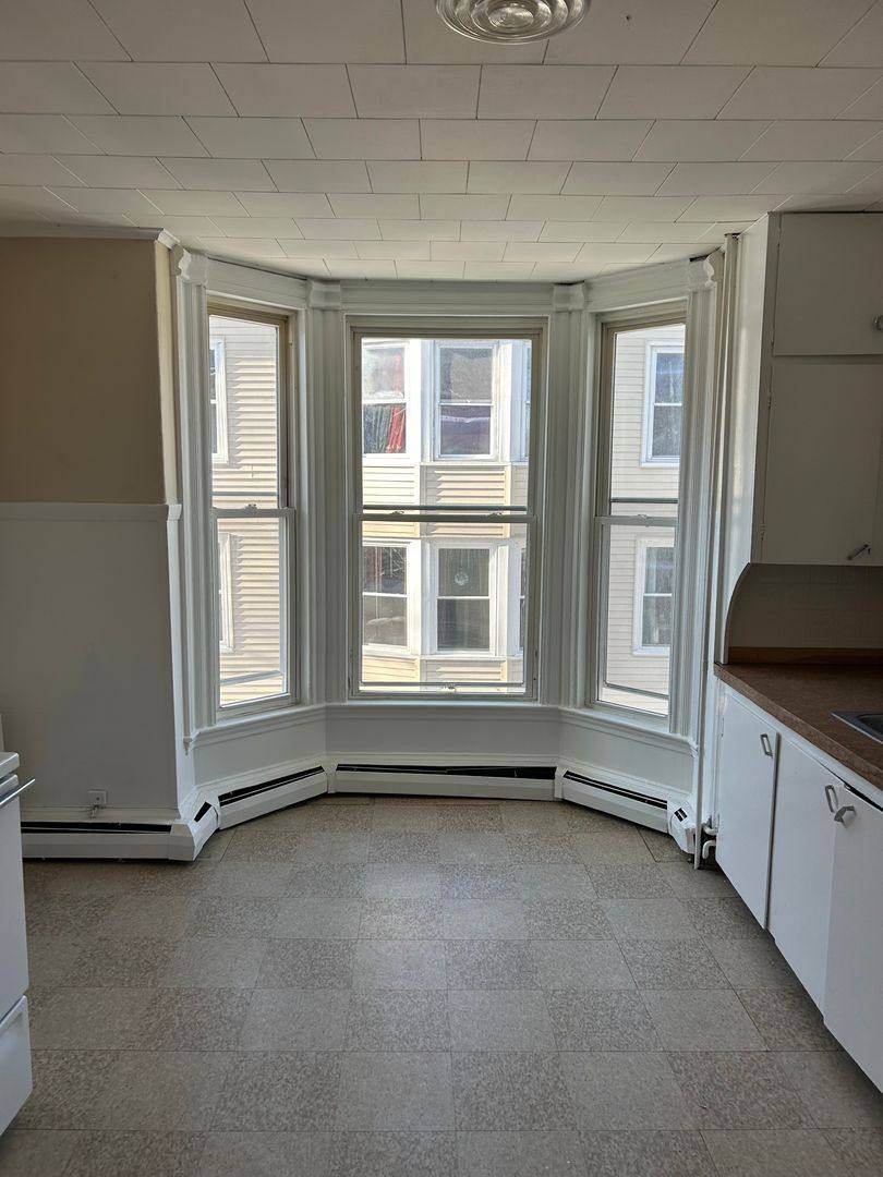 Apartment for rent at 493-497 Cumberland Ave, Portland, ME 04101