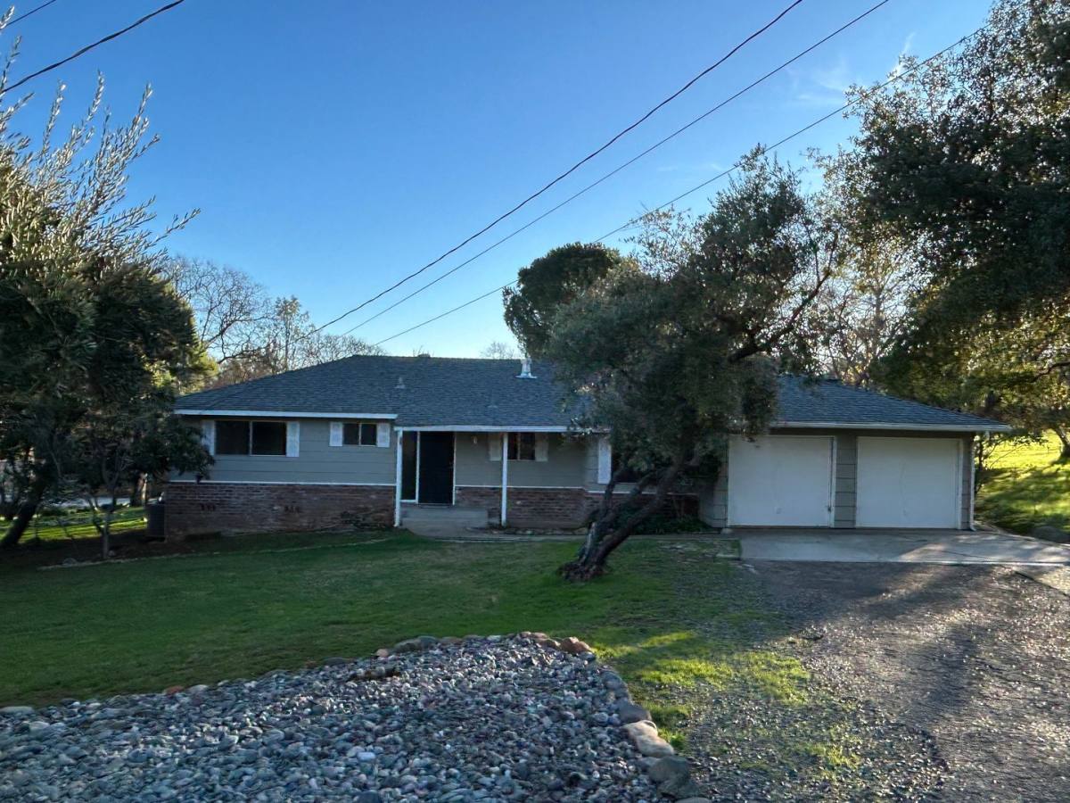 House for rent at 120 Bessie Lane, Oroville, CA 95966