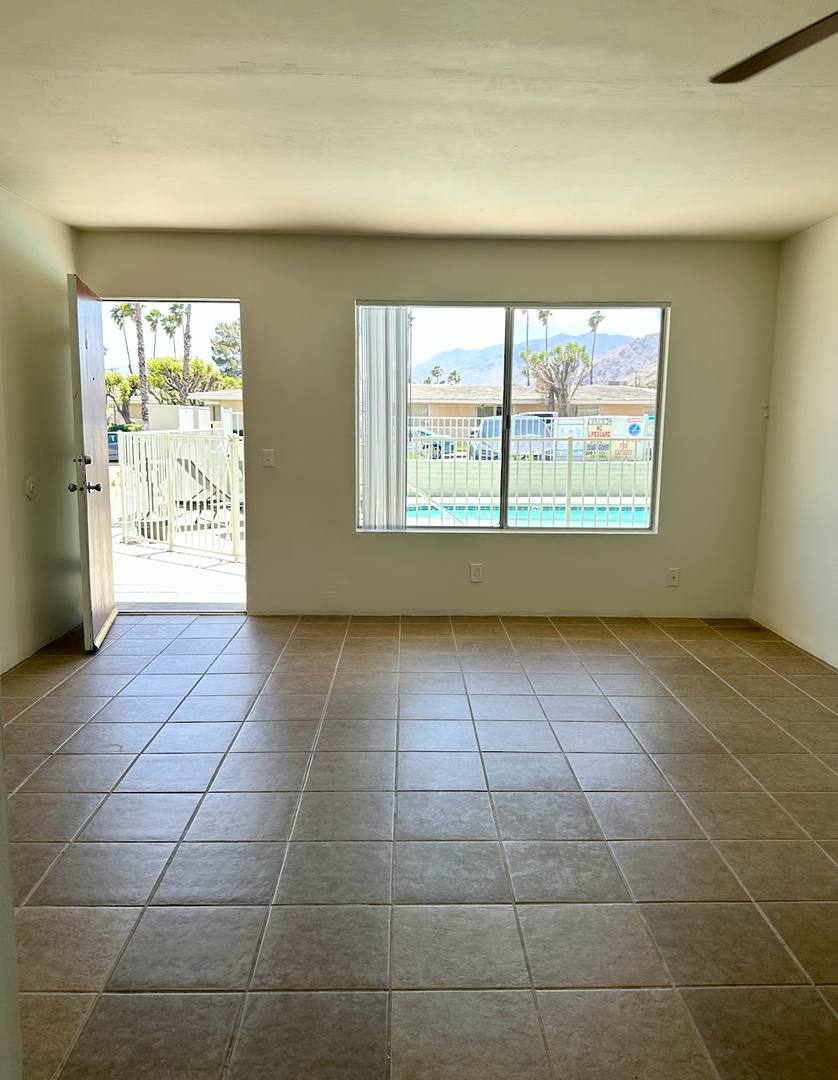 Apartment for rent at 100 W Via Olivera, Palm Springs, CA 92262