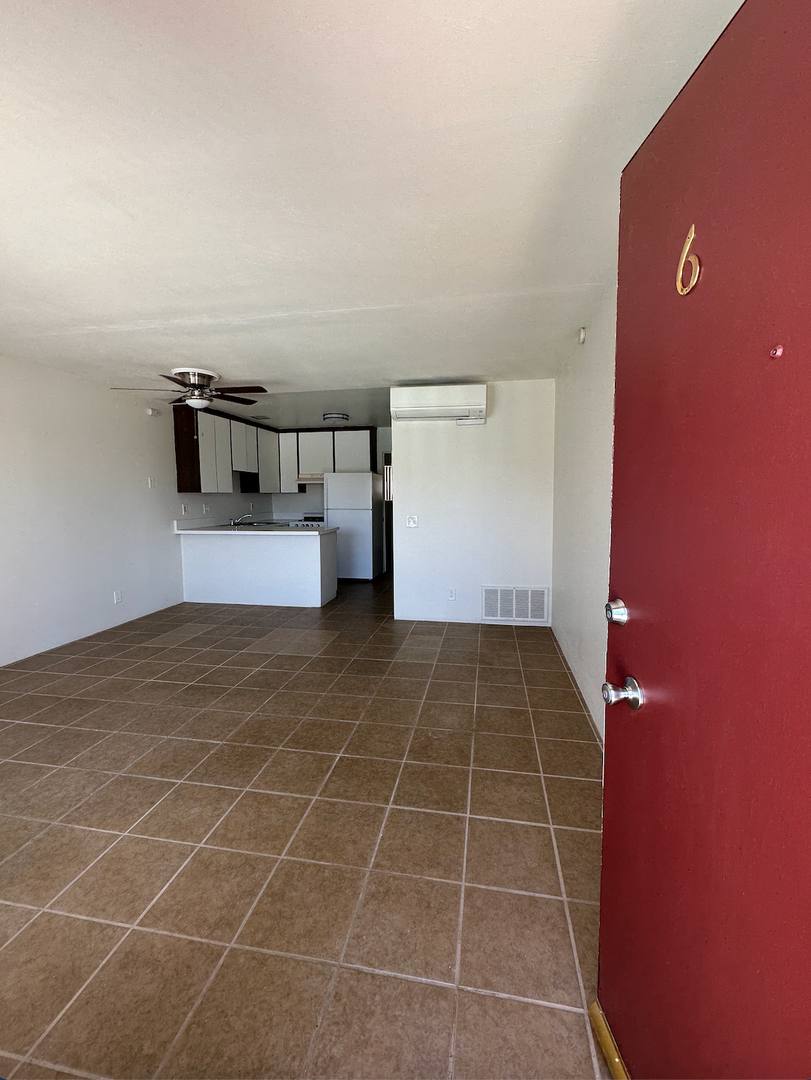 Apartment for rent at 100 W Via Olivera, Palm Springs, CA 92262