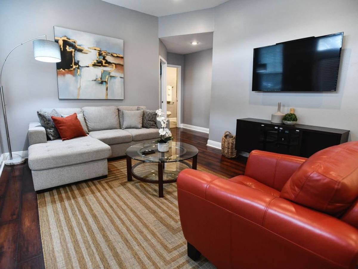 Apartment for rent at 337-339 S Murat 4501-4503 Banks St, New Orleans, LA 70119