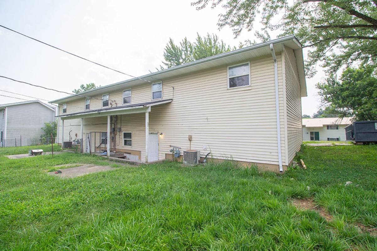 Apartment for rent at 7304 Moberly Dr, Columbia, MO 65202