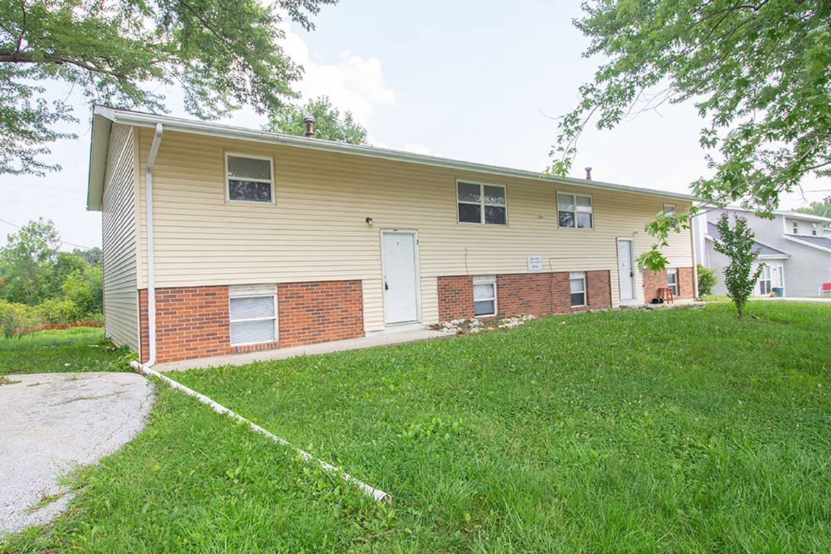 Apartment for rent at 7304 Moberly Dr, Columbia, MO 65202