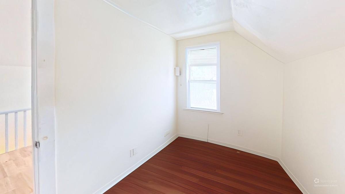 House for rent at 10 Walnut St, Burlington, VT 05401