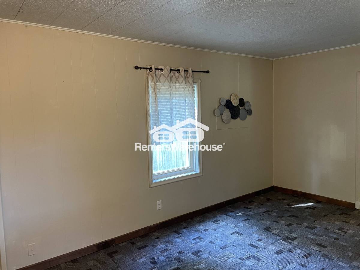 House for rent at 1509 8th St E, Menomonie, WI 54751
