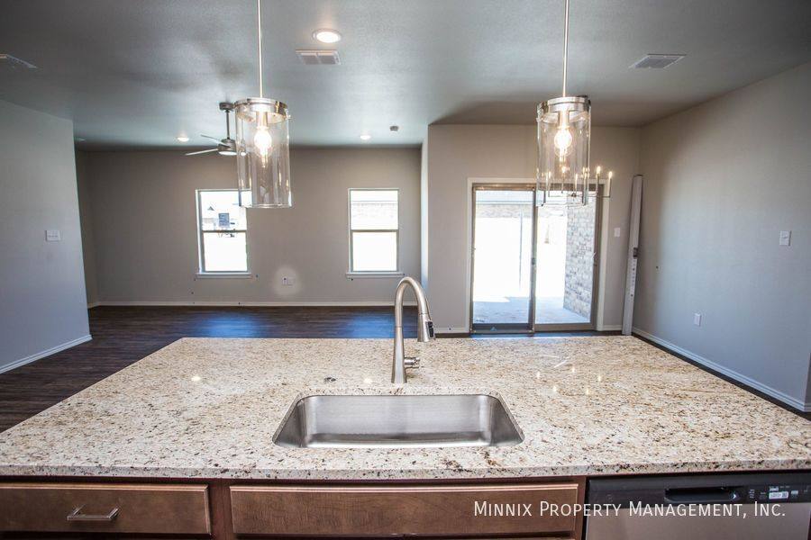 Townhouse for rent at 5865 Virginia Ave #1 Fs, Lubbock, TX 79407