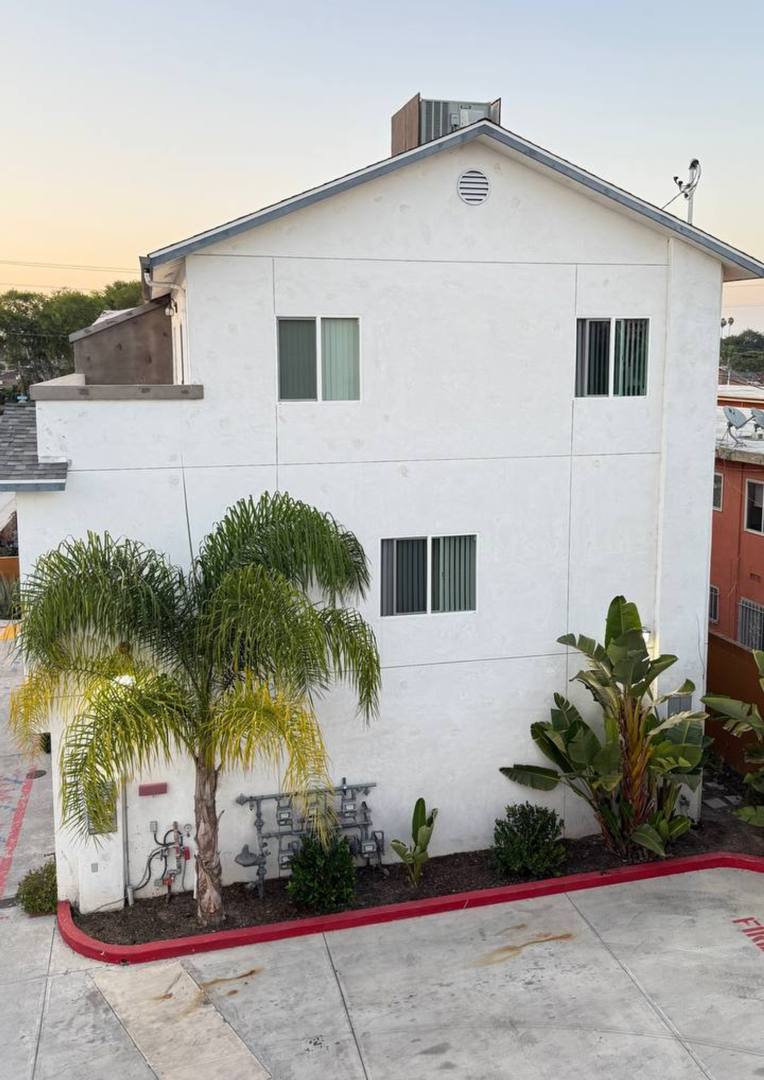 Apartment for rent at 4704 Florence Ave, Bell Gardens, CA 90201