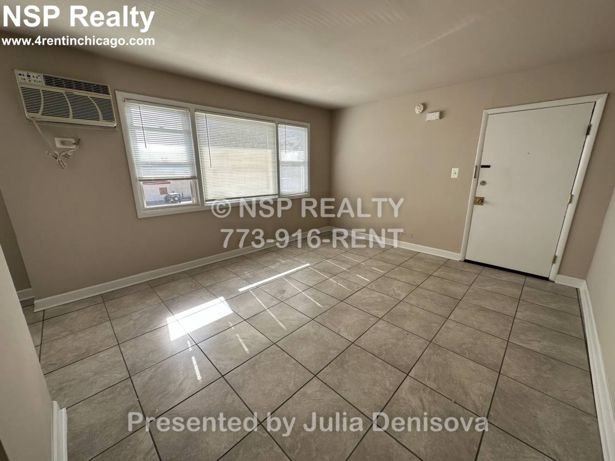 Apartment for rent at 9610 Ivanhoe #14, Schiller Park, IL 60176