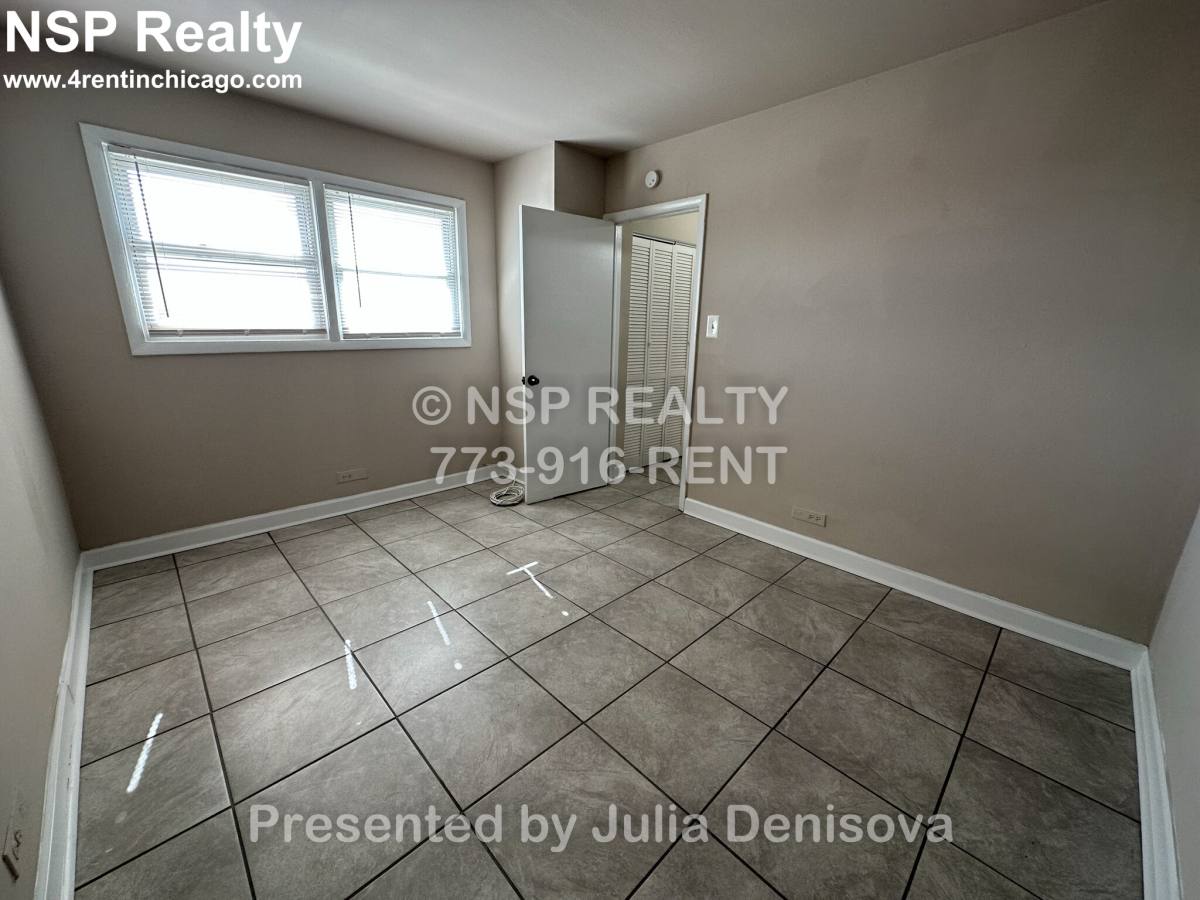 Apartment for rent at 9610 Ivanhoe #14, Schiller Park, IL 60176