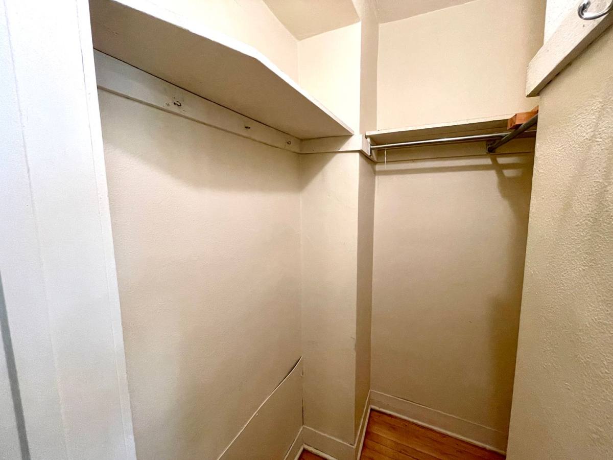 Apartment for rent at 903 E Kilbourn Ave, Milwaukee, WI 53202