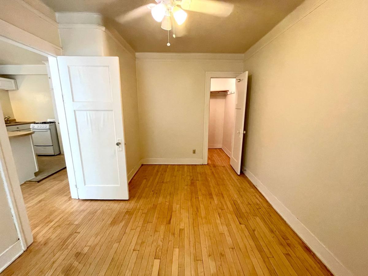 Apartment for rent at 903 E Kilbourn Ave, Milwaukee, WI 53202