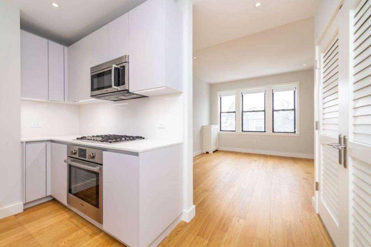 Apartment for rent at 83 Brighton Ave #3, Allston, MA 02134