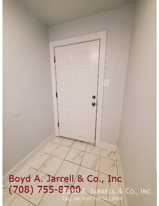 Apartment for rent at 963 E 84th St #2 G3, Chicago, IL 60619