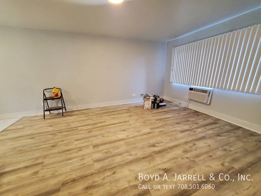 Apartment for rent at 963 E 84th St #2 G3, Chicago, IL 60619