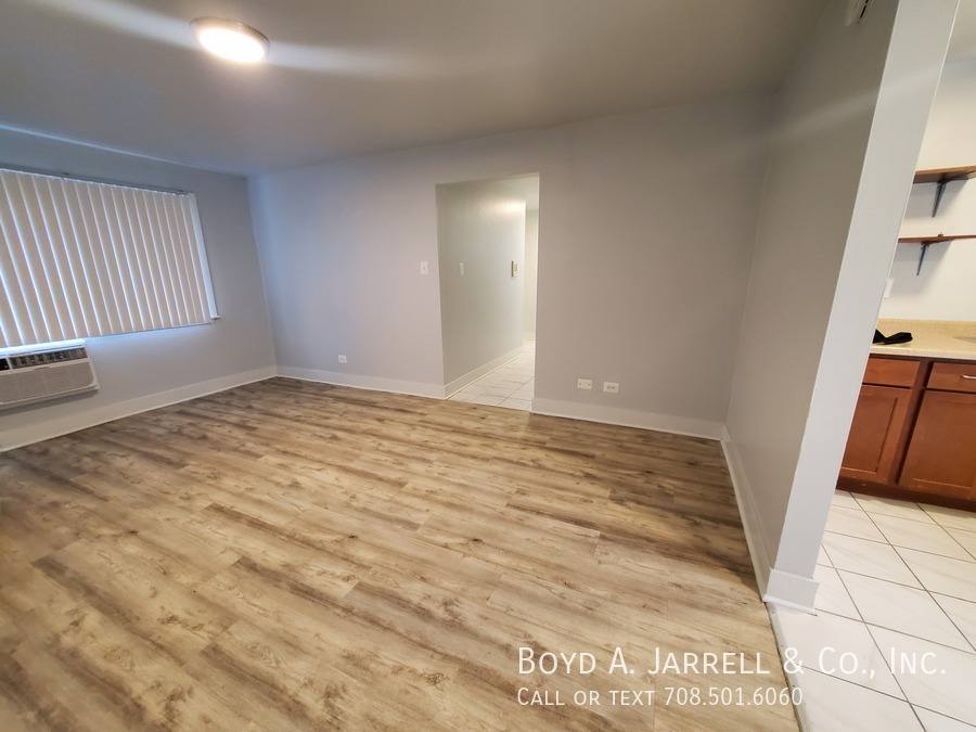 Apartment for rent at 963 E 84th St #2 G3, Chicago, IL 60619
