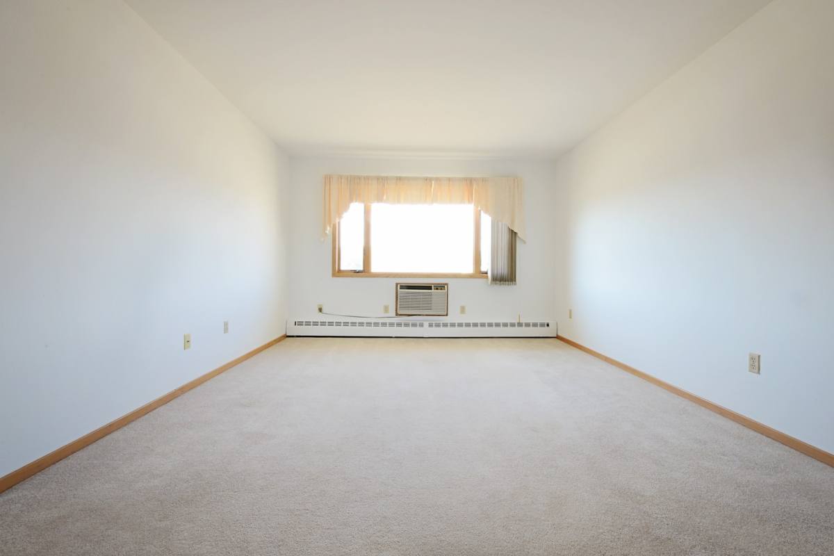 Apartment for rent at 2028-2048 5th St NW, Minot, ND 58703