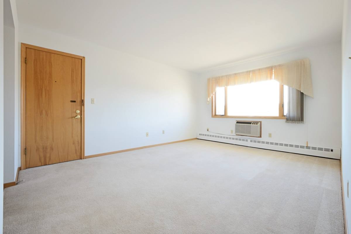 Apartment for rent at 2028-2048 5th St NW, Minot, ND 58703