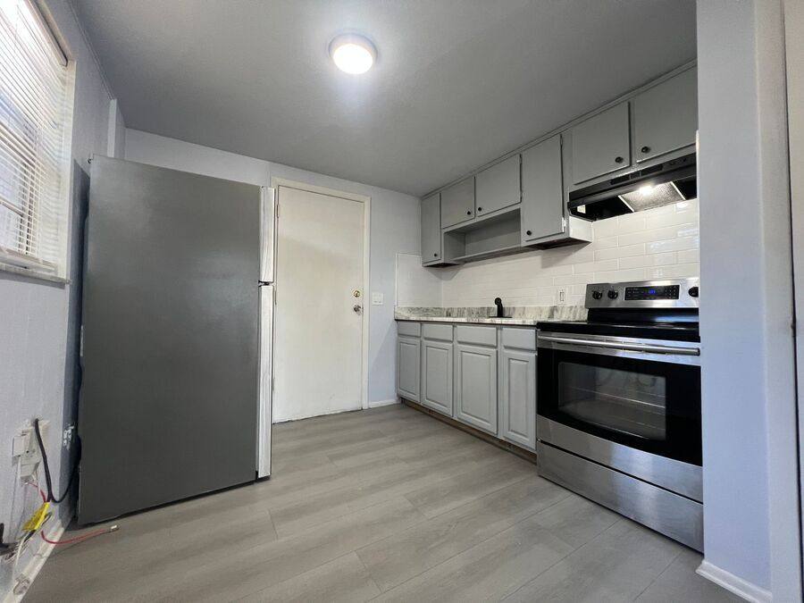 Apartment for rent at 9322 Eastfield Rd #A, Thonotosassa, FL 33592