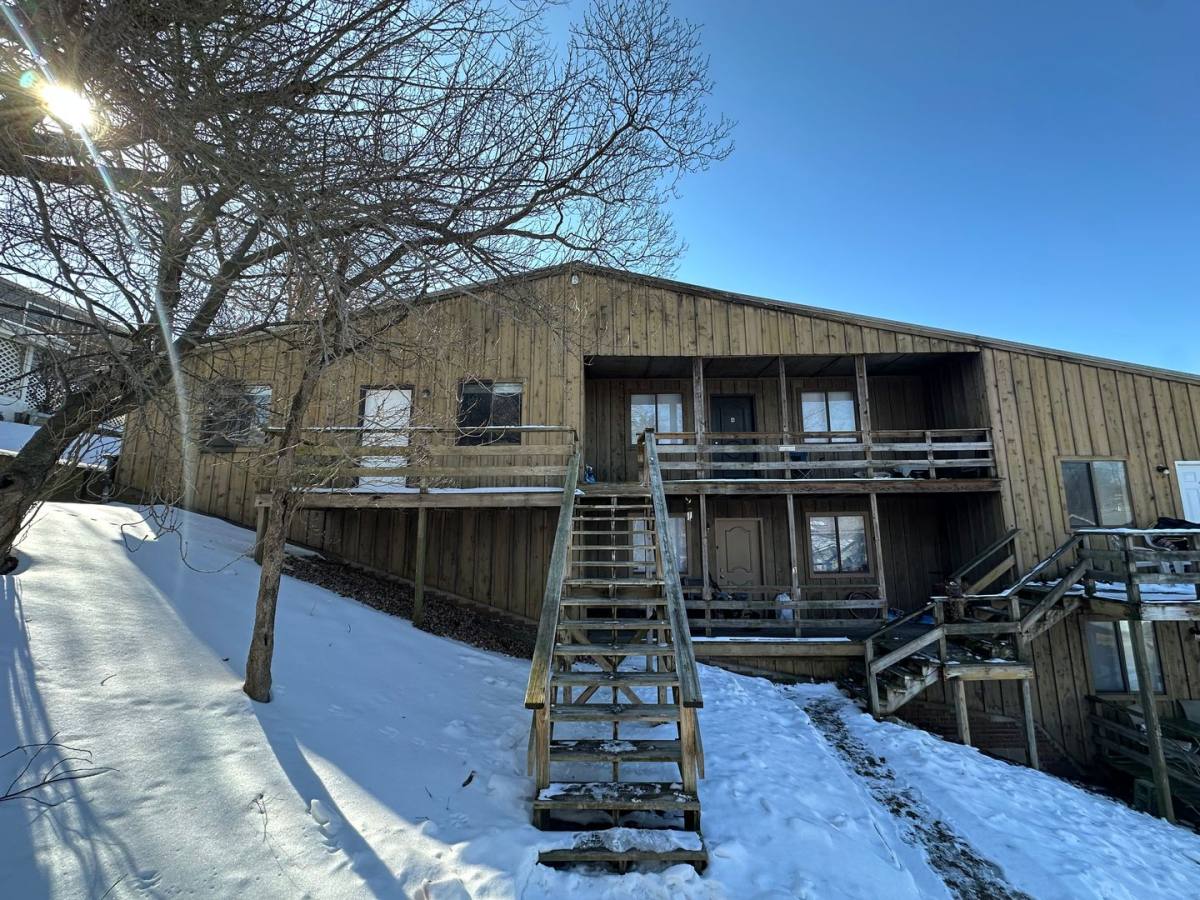 Apartment for rent at 1202 19th St, Vienna, WV 26105