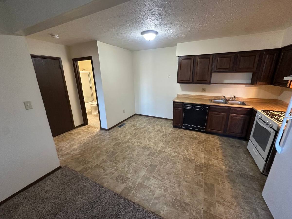 Apartment for rent at 1202 19th St, Vienna, WV 26105