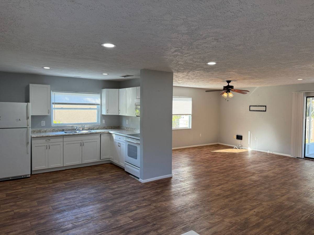 House for rent at 144 Christie Ave, Sarasota, FL 34232