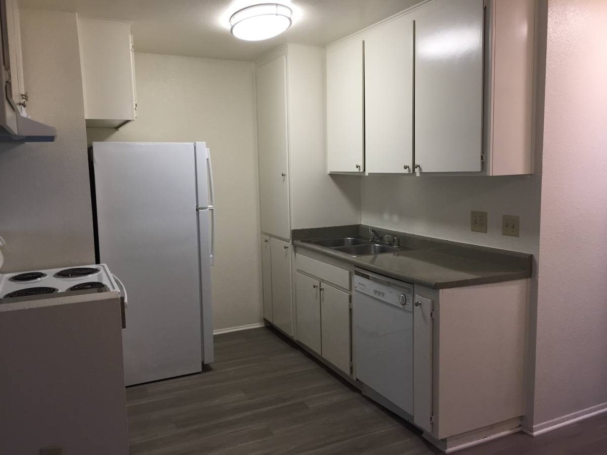 Apartment for rent at 5245 Wood St #L, La Mesa, CA 91941