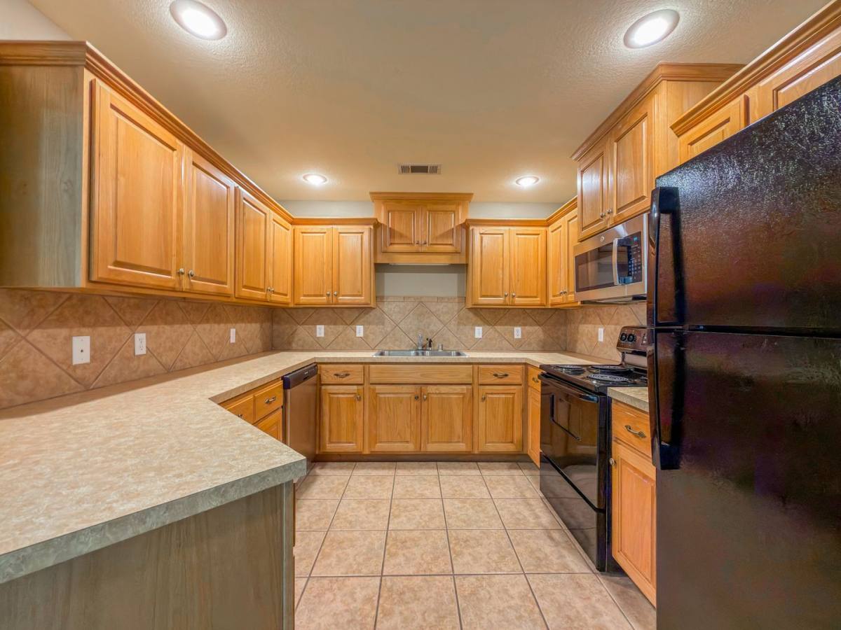 Apartment for rent at 2807 Fairway Hamlet Court, Fort Smith, AR 72908