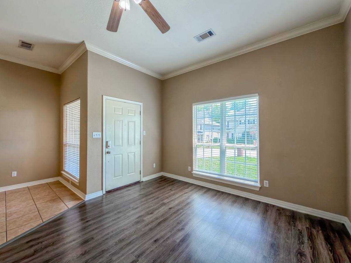 Apartment for rent at 2807 Fairway Hamlet Court, Fort Smith, AR 72908