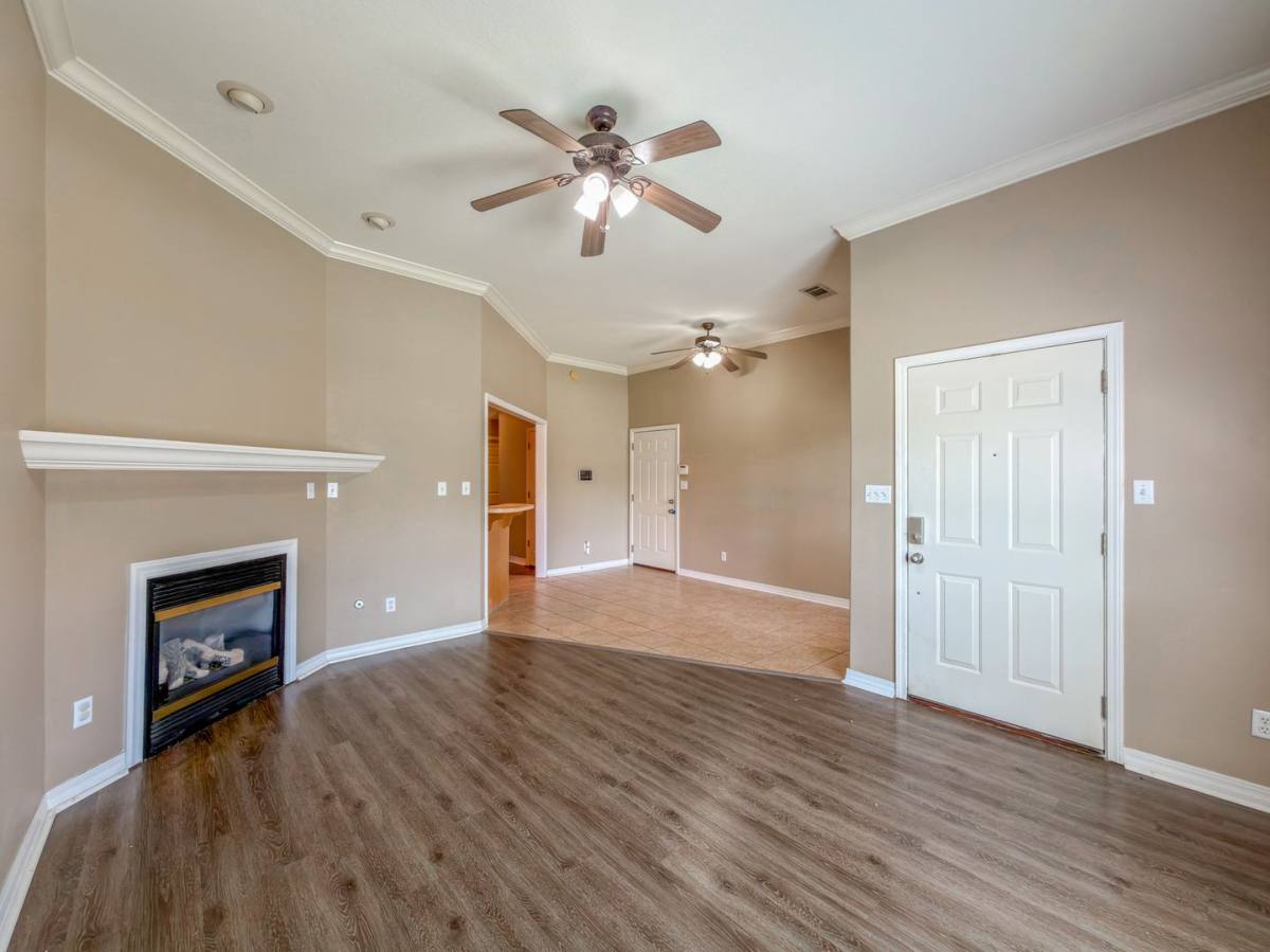 Apartment for rent at 2807 Fairway Hamlet Court, Fort Smith, AR 72908