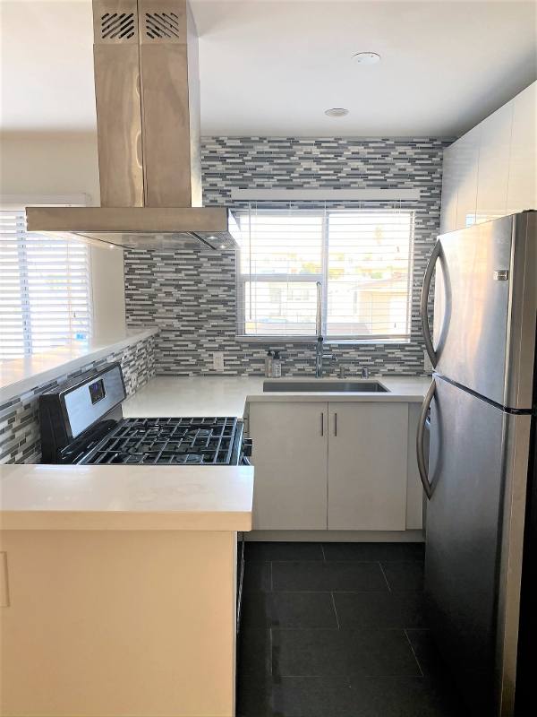 Apartment for rent at 1433 9th St #F, Santa Monica, CA 90401