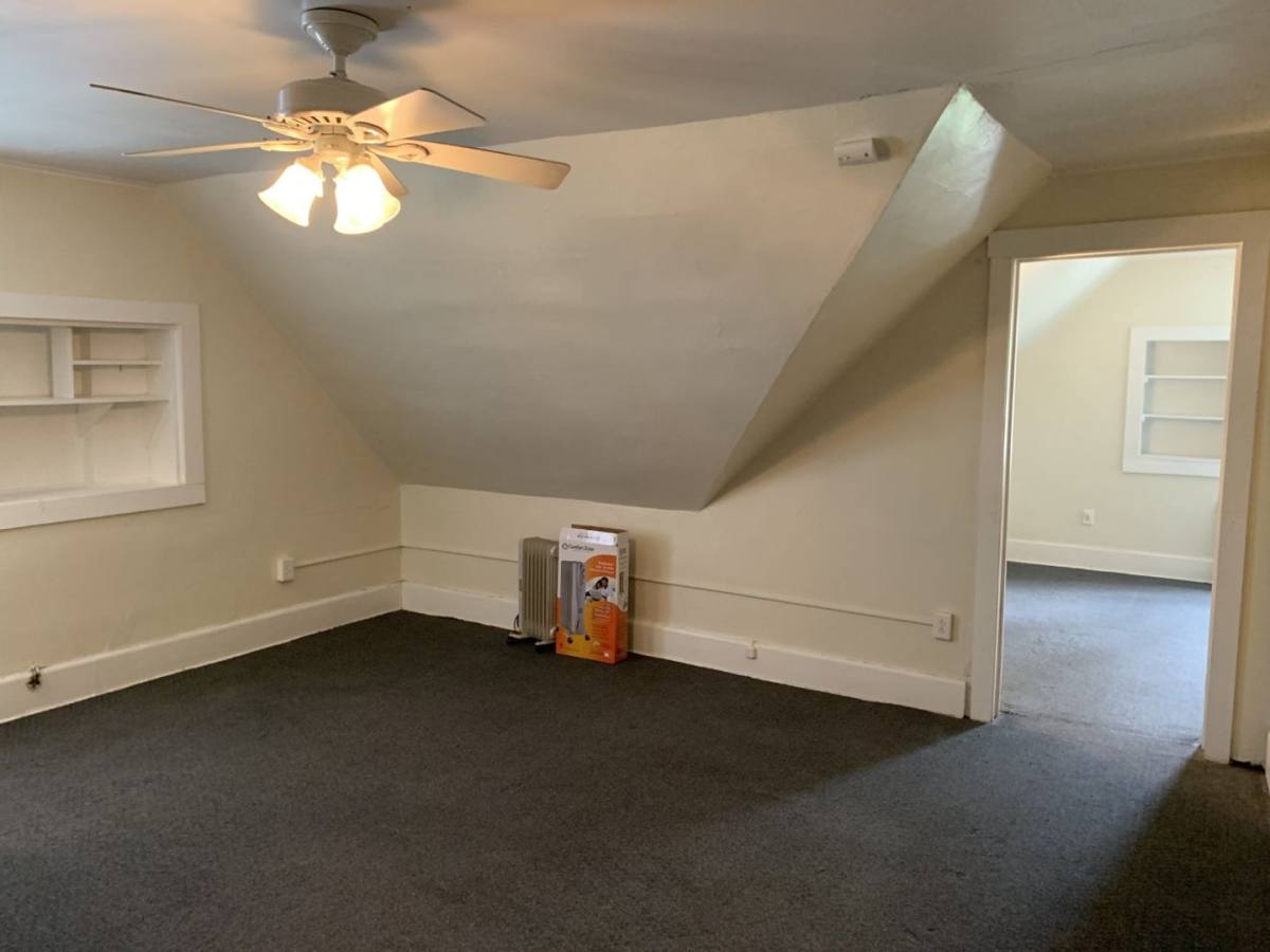 Apartment for rent at 702 E Green St, Urbana, IL 61802