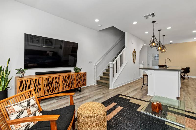 Townhouse for rent at 1105 Makena Way, Oceanside, CA 92054
