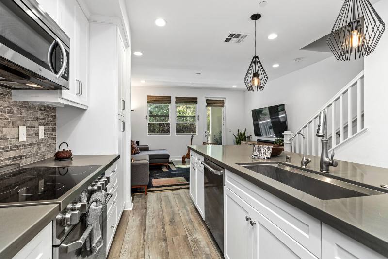 Townhouse for rent at 1105 Makena Way, Oceanside, CA 92054