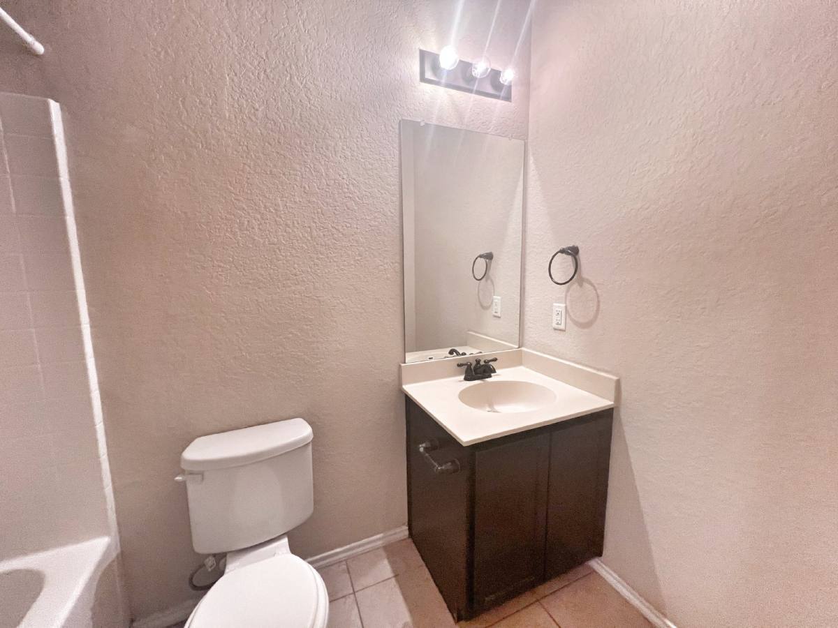 Townhouse for rent at 569 Creekside Circle, New Braunfels, TX 78130