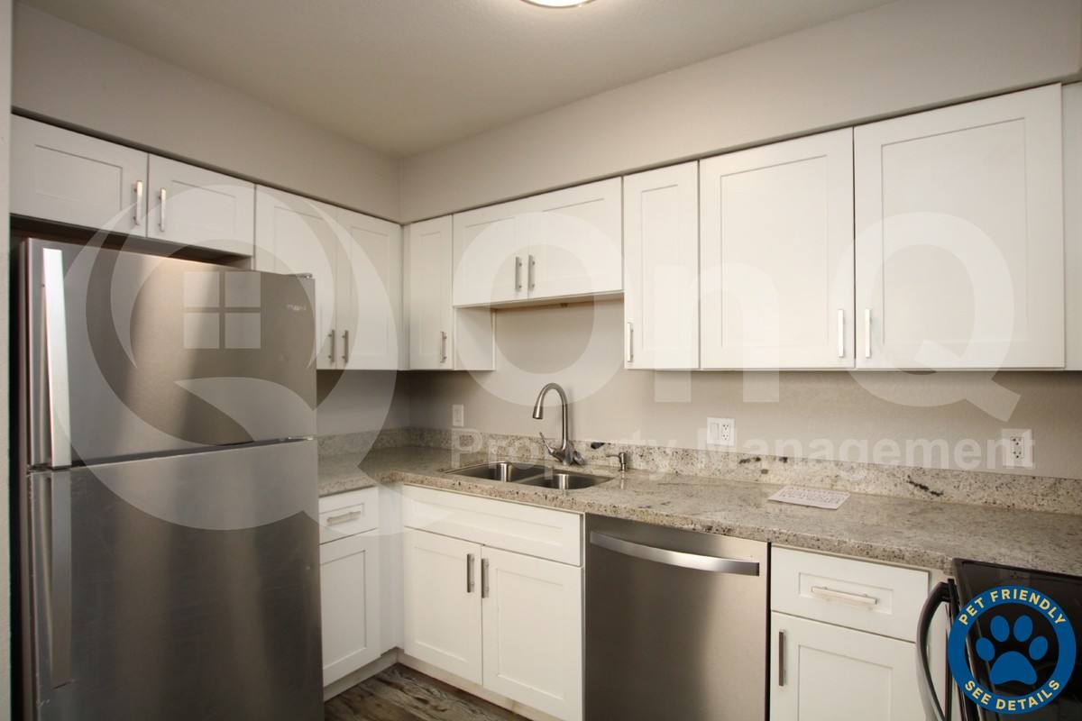 Apartment for rent at 2807 E Paradise Lane #103, Phoenix, AZ 85032