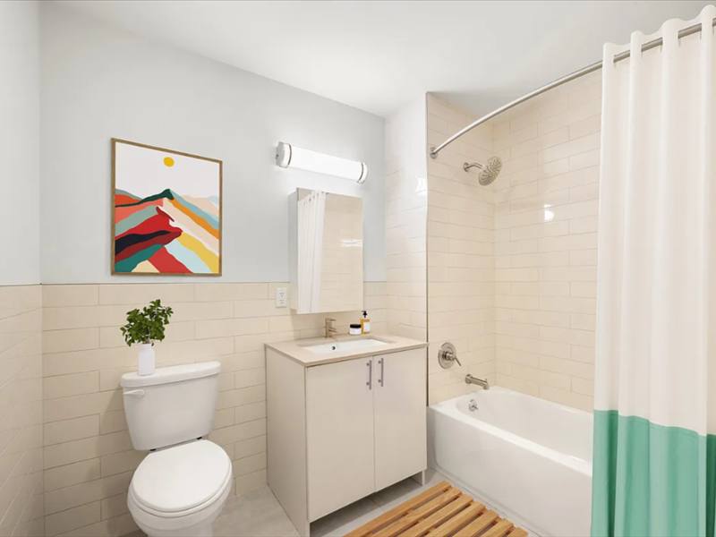 Apartment for rent at 4778 Broadway #2A, New York, NY 10034