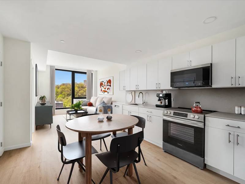 Apartment for rent at 4778 Broadway #2A, New York, NY 10034