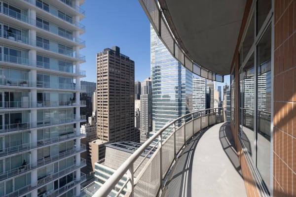 Apartment for rent at 205 E 59th St #PH, New York, NY 10022