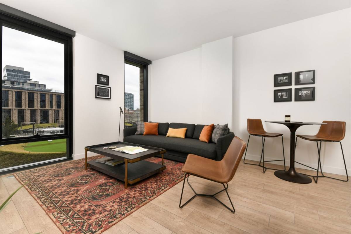 Apartment for rent at 855 W Madison St #914S, Chicago, IL 60607