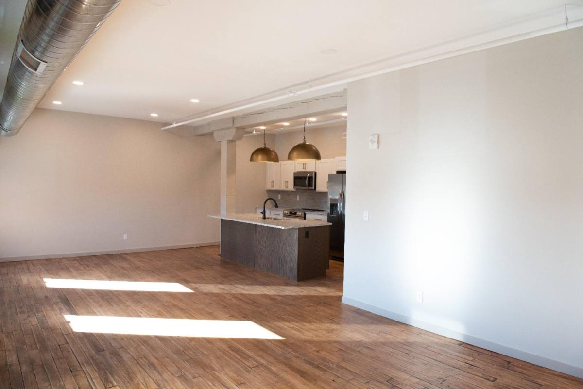 Apartment for rent at 116 N 3rd St, Quincy, IL 62301