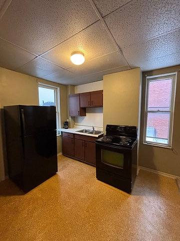 Apartment for rent at 129 E Wayne St #6, Butler, PA 16001