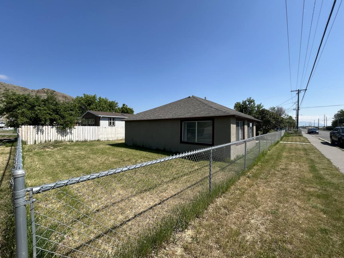 House for rent at 1003 E Gallatin St, Livingston, MT 59047