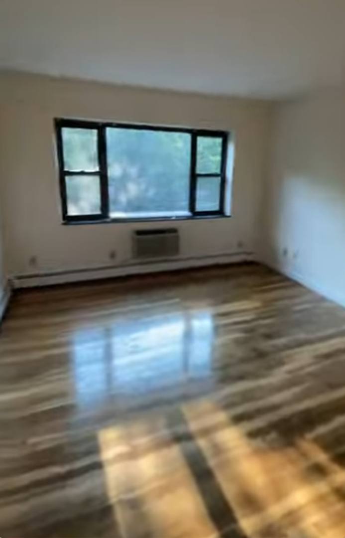 Apartment for rent at 292 Grove St #22A, Auburndale, MA 02466